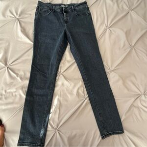 Old Navy Women's Dark Blue Super Skinny Mid Rise Jeans